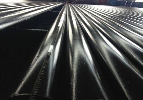 настраиваемая ± 10% Tolerance Seamless Steel Pipe с черной краской