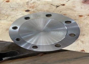 Фланцы из стали нефтегазового класса 300 с ржавостойкой поверхностью 1/2-48