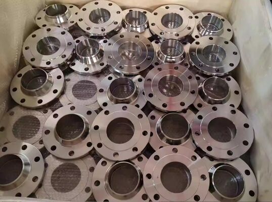 Высокотемпературные стальные фланцы для применения под высоким давлением, соответствующие нескольким международным стандартам