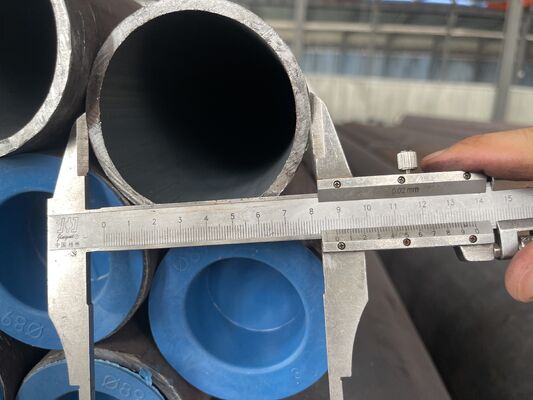 Бесшовная стальная труба длиной 6 м, стандарт API 5L, высокая прочность на растяжение для промышленного применения